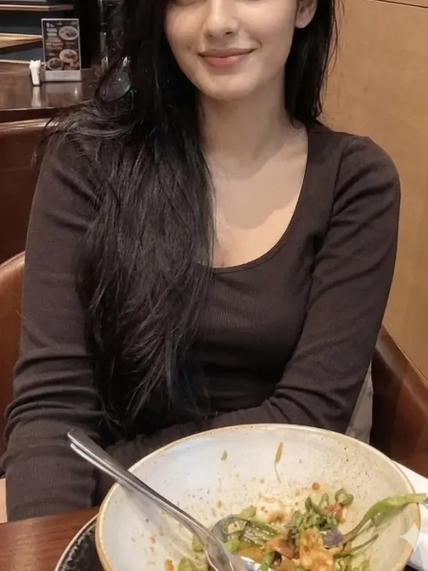 Reva Bhatia, escort model in RS Puram