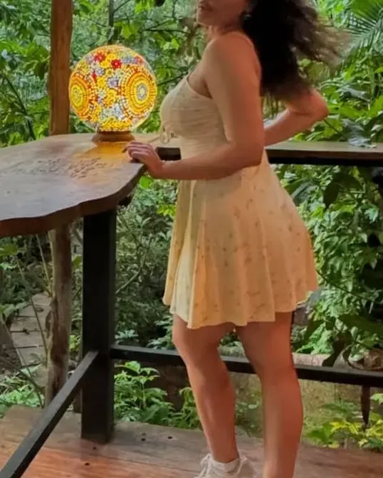 Zara Bose, escort model in Avinashi Road